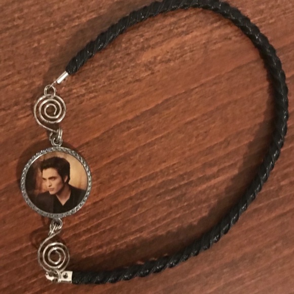 Book - Picture 6 of 7